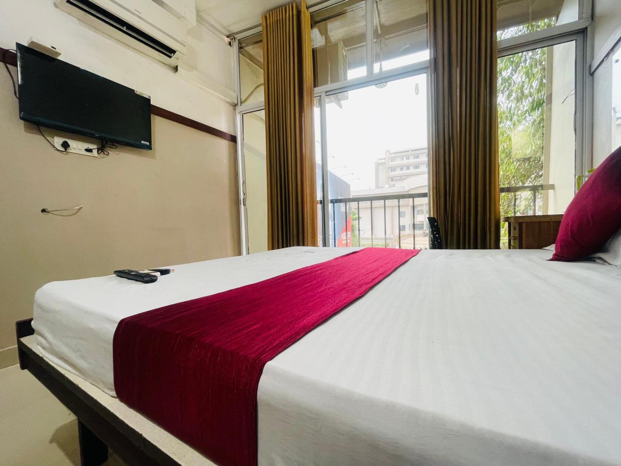 Rio Rooms Mims Calicut エクステリア 写真